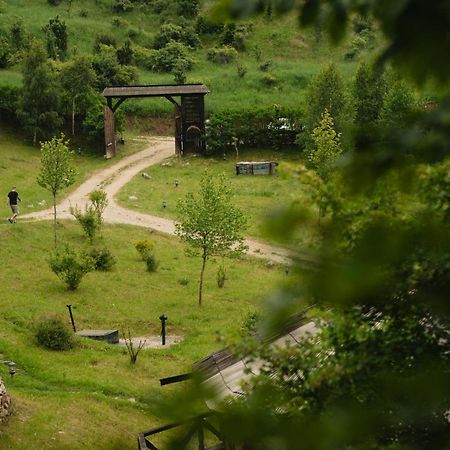 Raven'S Nest - The Hidden Village, Transylvania - Romania Sub Piatra Exterior foto
