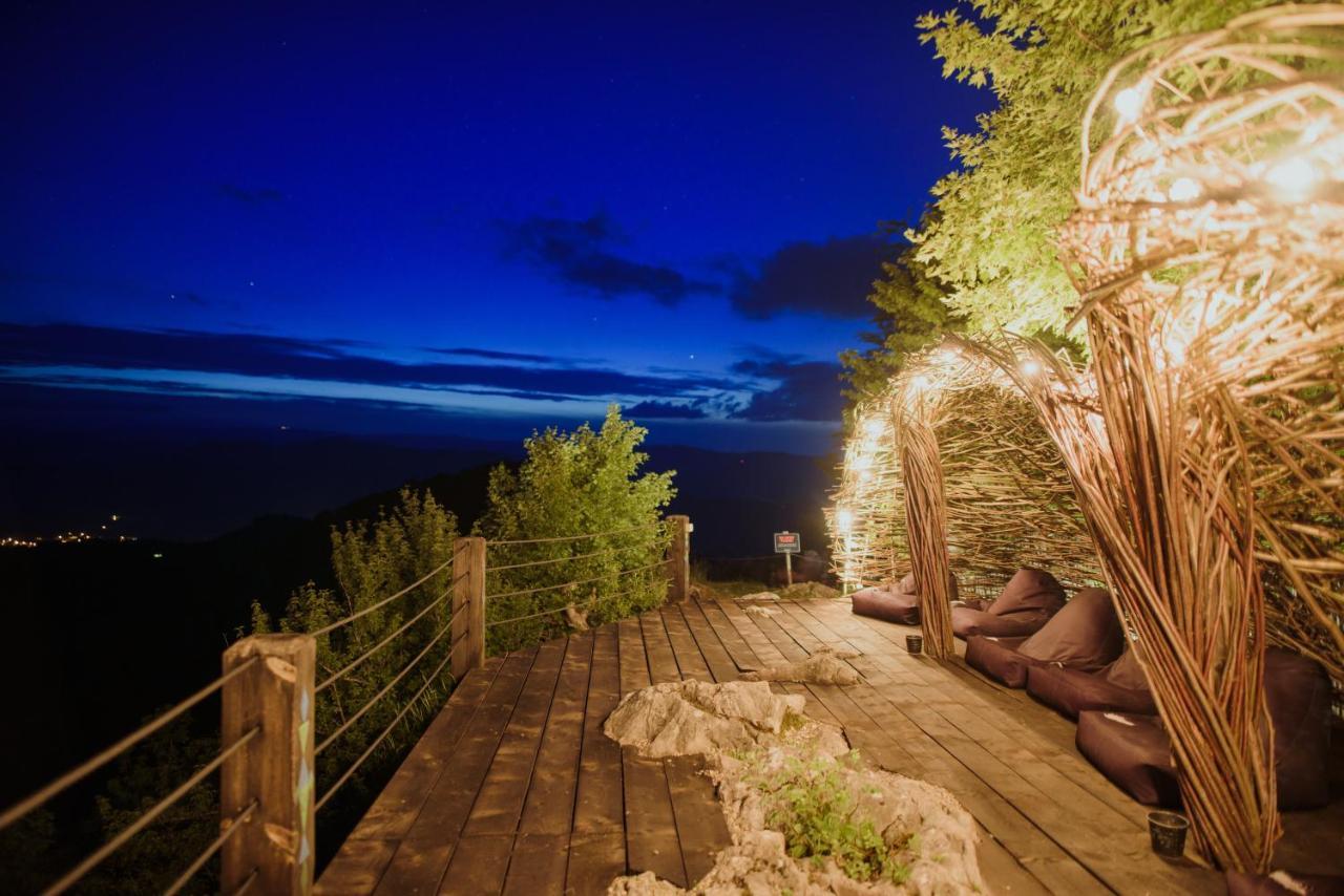 Raven'S Nest - The Hidden Village, Transylvania - Romania Sub Piatra Exterior foto